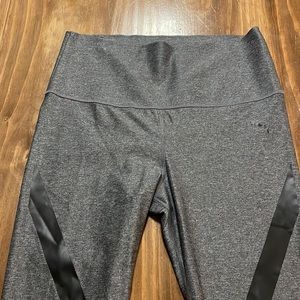 Puma gray athletic leggings with black stripes